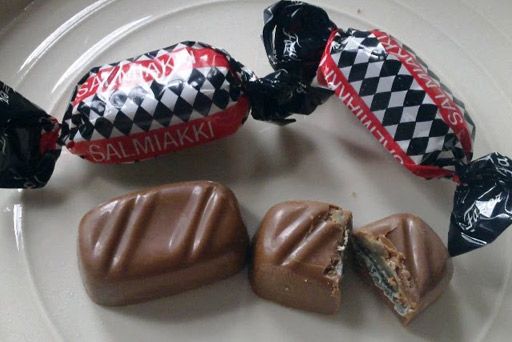 salmiak chocolate candies