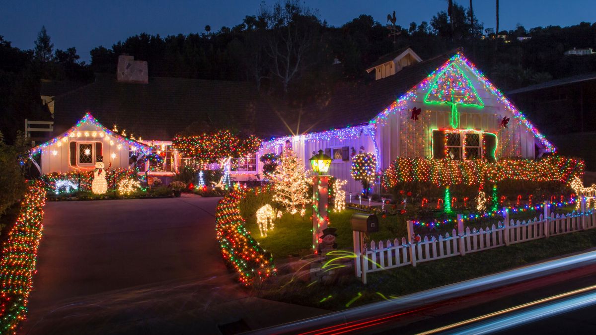 Christmas Light Installation in Phoenix AZ