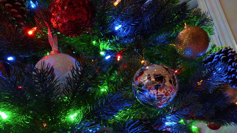 Christmas ornaments, Christmas Lights, Christmas tree