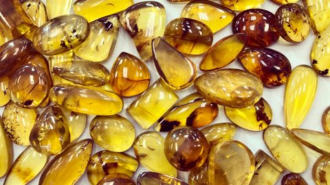 Unlock the Power of Citrine Meaning: Healing Properties & Uses - Vimarsana News
