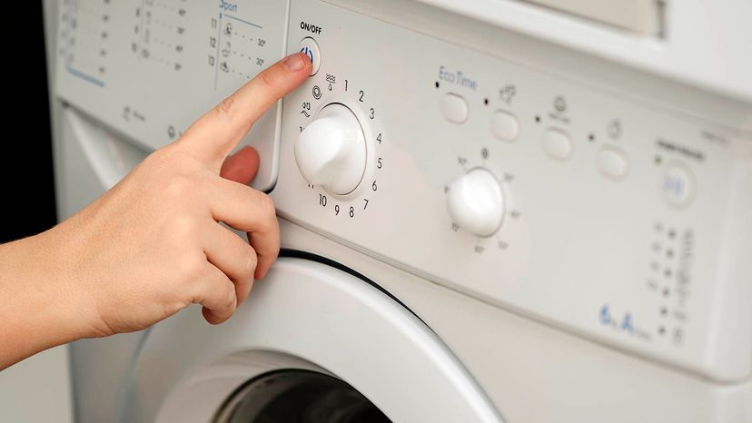 How To: Hand-Wash Clothes - Bob Vila