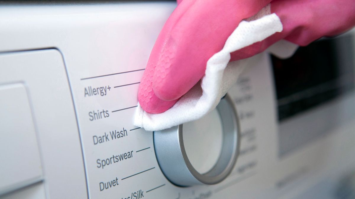 How to kill mold on a Front load washer You need: Bleach Gloves