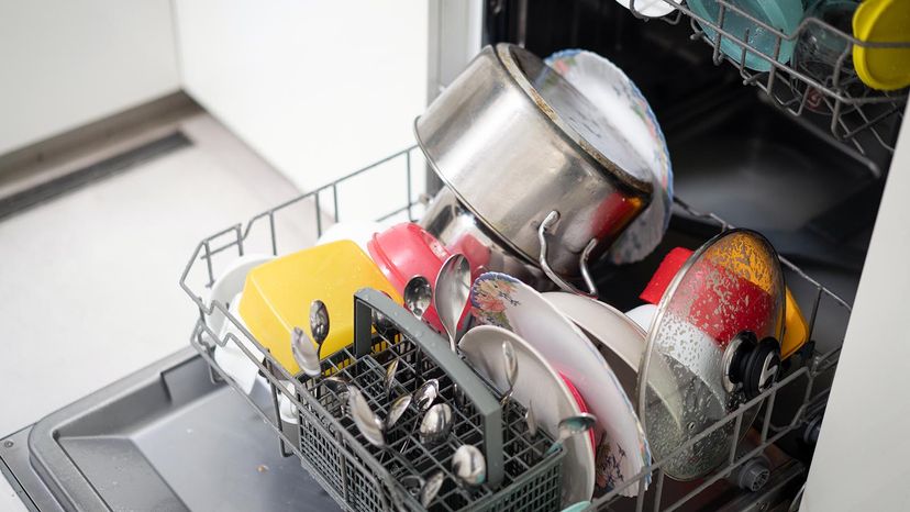 Want Dryer Dishes? Toss a Towel in Your Dishwasher