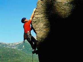 大多数登山等级系统可以与其他等级量表相结合。＂width=