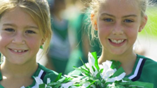 5 Tips for Coaching Pop Warner Cheerleading