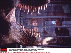 《侏罗纪公园》是第一部将电脑生成的角色和真人演员结合在一起的电影。＂border=