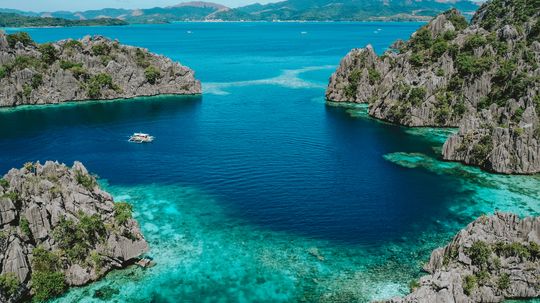 Exploring the Beauty of Coron Palawan: Your Ultimate Travel Guide