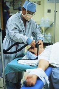 冠心病的外科治疗通常用于温和治疗无效的病例。＂width=