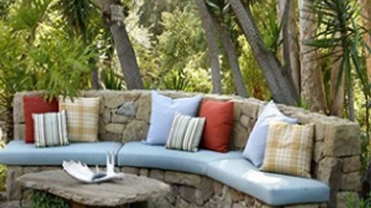 Cozy Touches for Outdoor Spaces