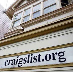 在旧金山的craigslist店面”width=