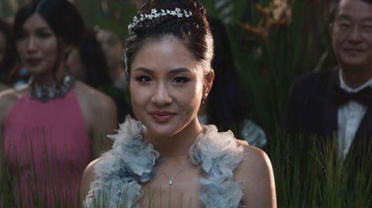 《疯狂的亚洲富人》(Crazy Rich Asians)是代表的胜利，但并非没有缺陷＂border=