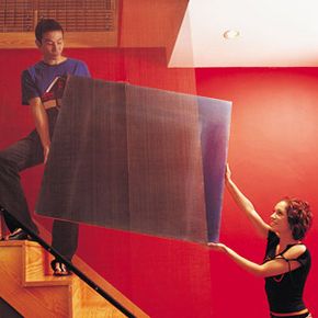 一些红色的墙”width=