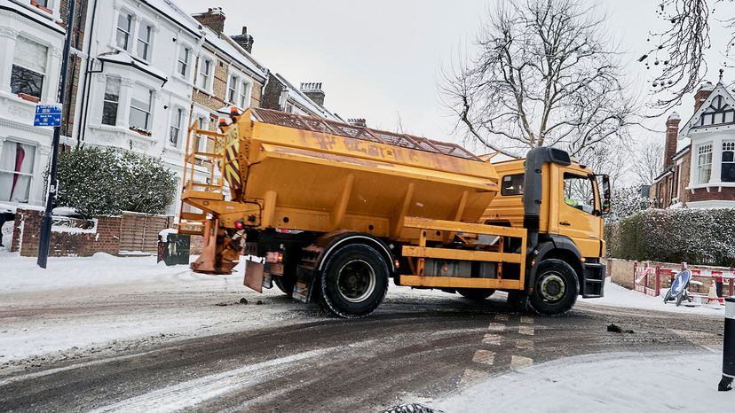 de-icing road