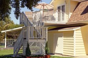 第三天甲板”width=