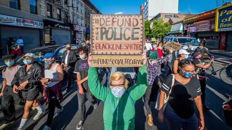 What Does Defund the Police Actually Mean? - Vimarsana News