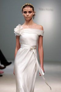 model in Vera Wang