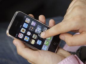 苹果的iPhone只是众多能让你打电话、看电影、查电子邮件的设备之一，是的，还能让你制作数字购物清单。＂width=