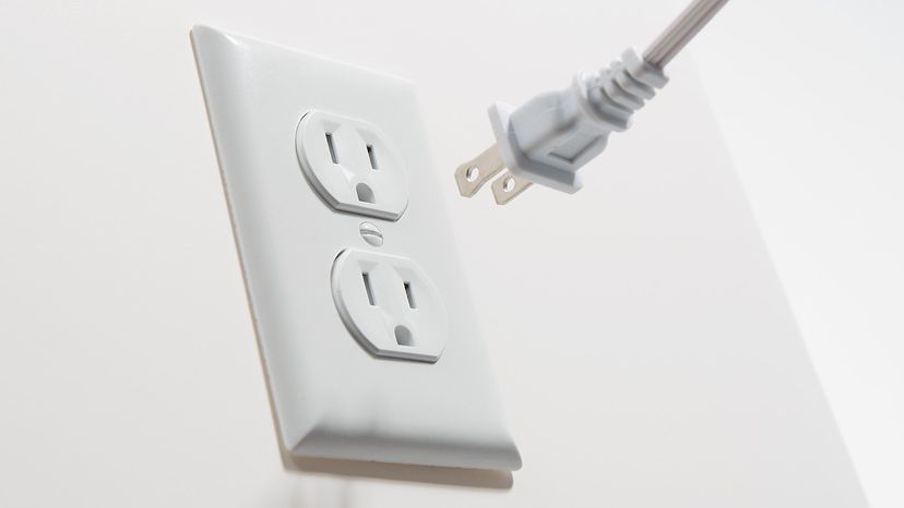 What Is The Difference Between Two And Three Ged Plugs Howstuffworks - How Wall Plugs Work