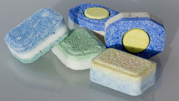 How to Clean a Sponge—and When to Replace It