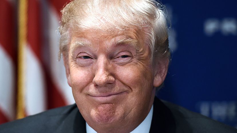 关于唐纳德·特朗普总统神秘的“covfefe”，人们已经做了很多事情。但到目前为止，他一直保持沉默。珠儿·萨马德/法新社/盖蒂图片社＂width=