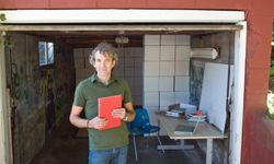 车库的办公室”width=