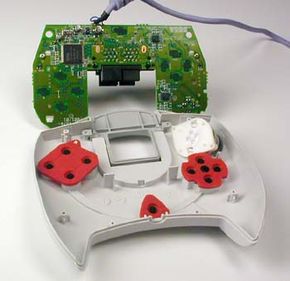 Inside a Dreamcast controller