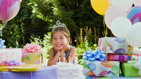 Should I Stay or Should I Go: Etiquette of Dropping Your Kids Off at the Party