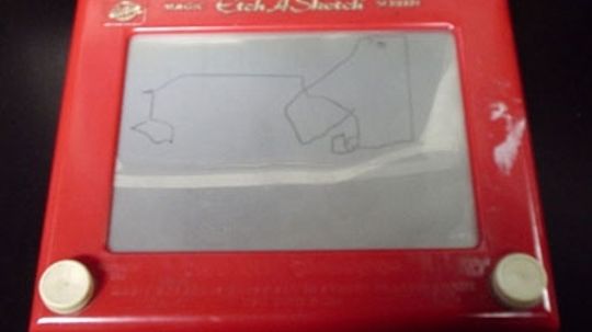 July 12: Etch-A-Sketch is Introduced
