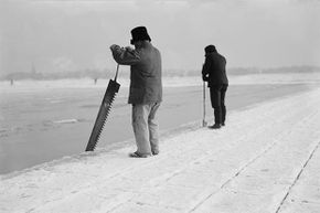 harvesting ice