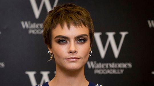 A Hairy History of Eyebrow Trends