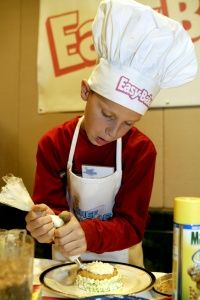 How Easy-Bake Ovens Work