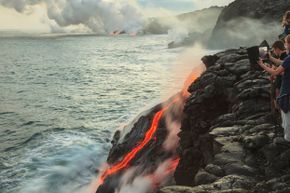 基拉韦厄火山的熔岩流构成了一幅极好的照片。＂border=