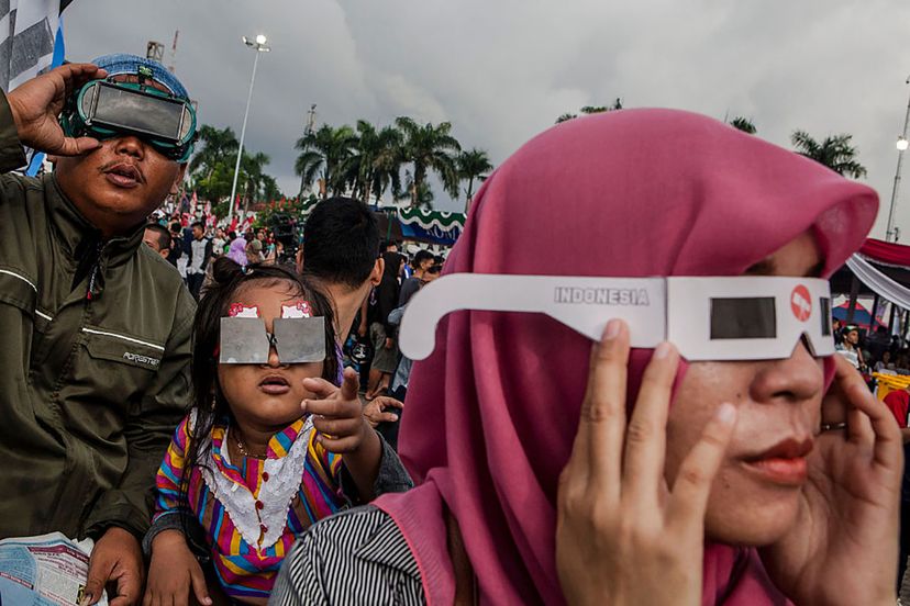 historical solar eclipse viewing