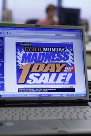 An email advertisement for a "Cyber Monday" sale.