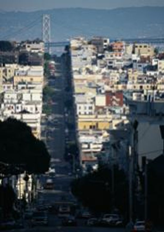 当我把车停在停车档时，到底是什么阻止了它不动?＂class=