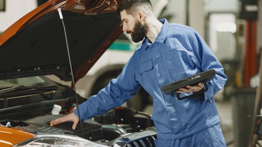 Engine Diagnostic: Uncovering Performance Issues Effectively