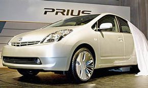 Toyota unveils the 2005 Prius, complete with new hybrid engine unit, in Tokyo. See more pictures of hybrid cars.