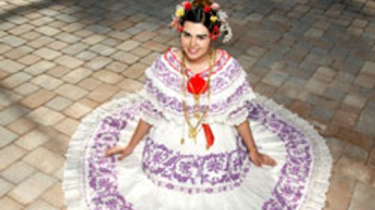 10 Fun Quinceañera Traditions