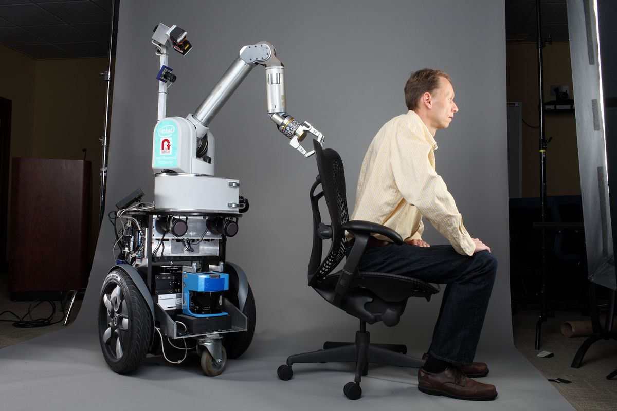 Бытовые роботы это. Роботы-помощники. Бытовые роботы. Робот ассистент. Робот уборщик будущего.