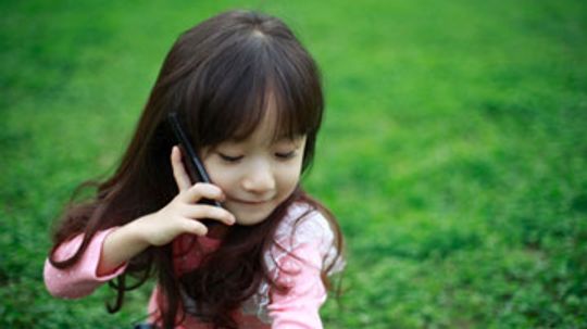 How to Choose a Family Cell Phone Plan