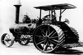 This 1900 version of the tractor was probably steam-powered.