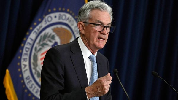 Why Does the Fed Change the Interest Rate?
