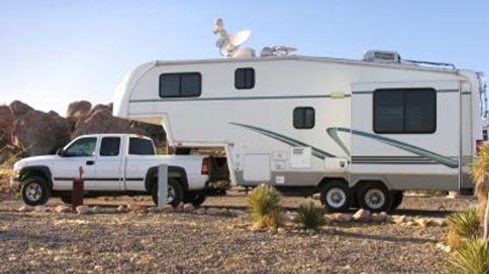 How Fifth Wheel Hitches Work