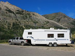 How Towing Safety Cables Work