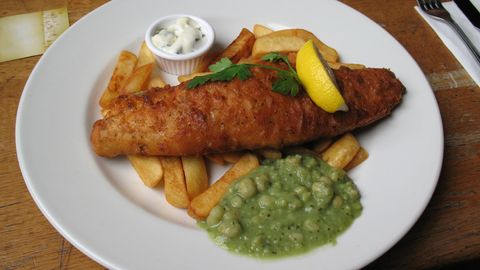 How Fish and Chips Became England's National Dish - Vimarsana News