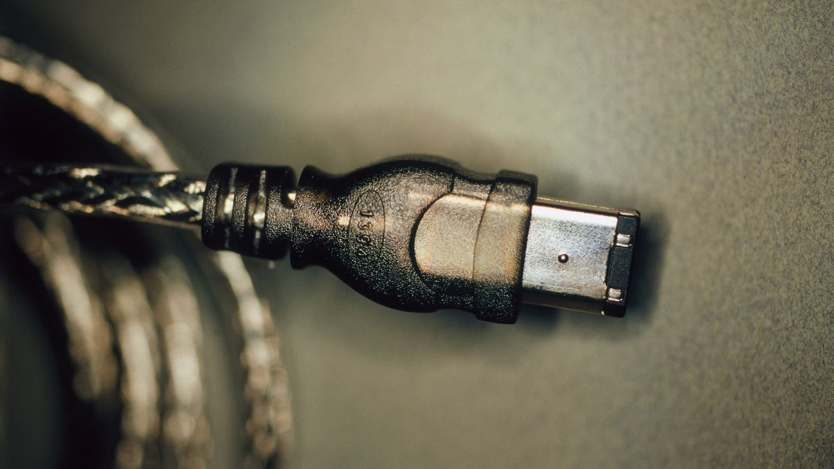 How FireWire Works HowStuffWorks