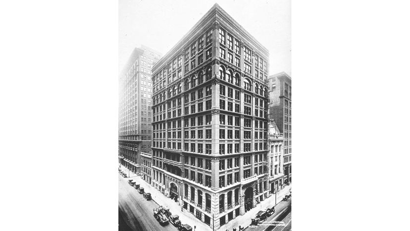 Old black and white photograph of the first skyscraper in Chicago