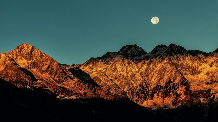 Image of the flaming mountains at night