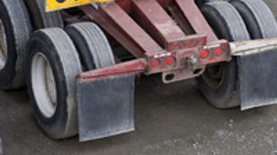 How Flatbed Trailer Towing Works