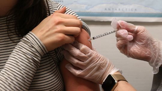 Why Is It So Hard to Make a Universal Flu Vaccine?